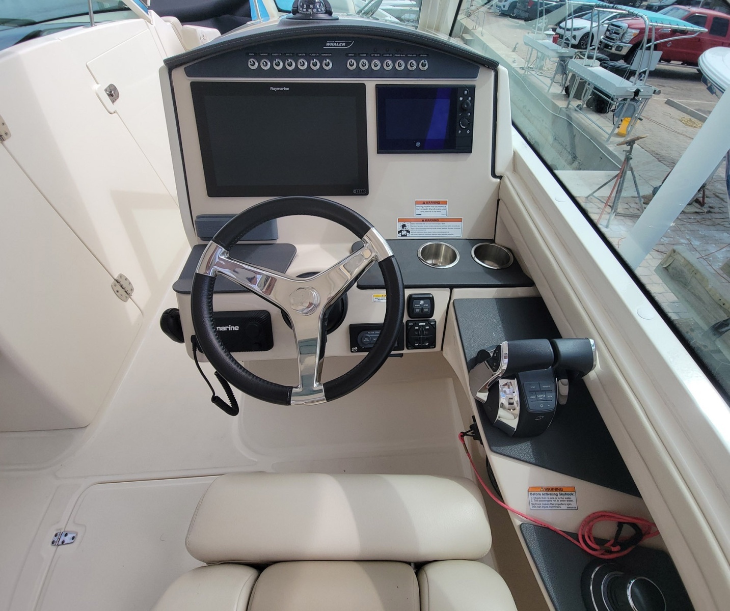 32ft Boston Whaler Yacht For Sale