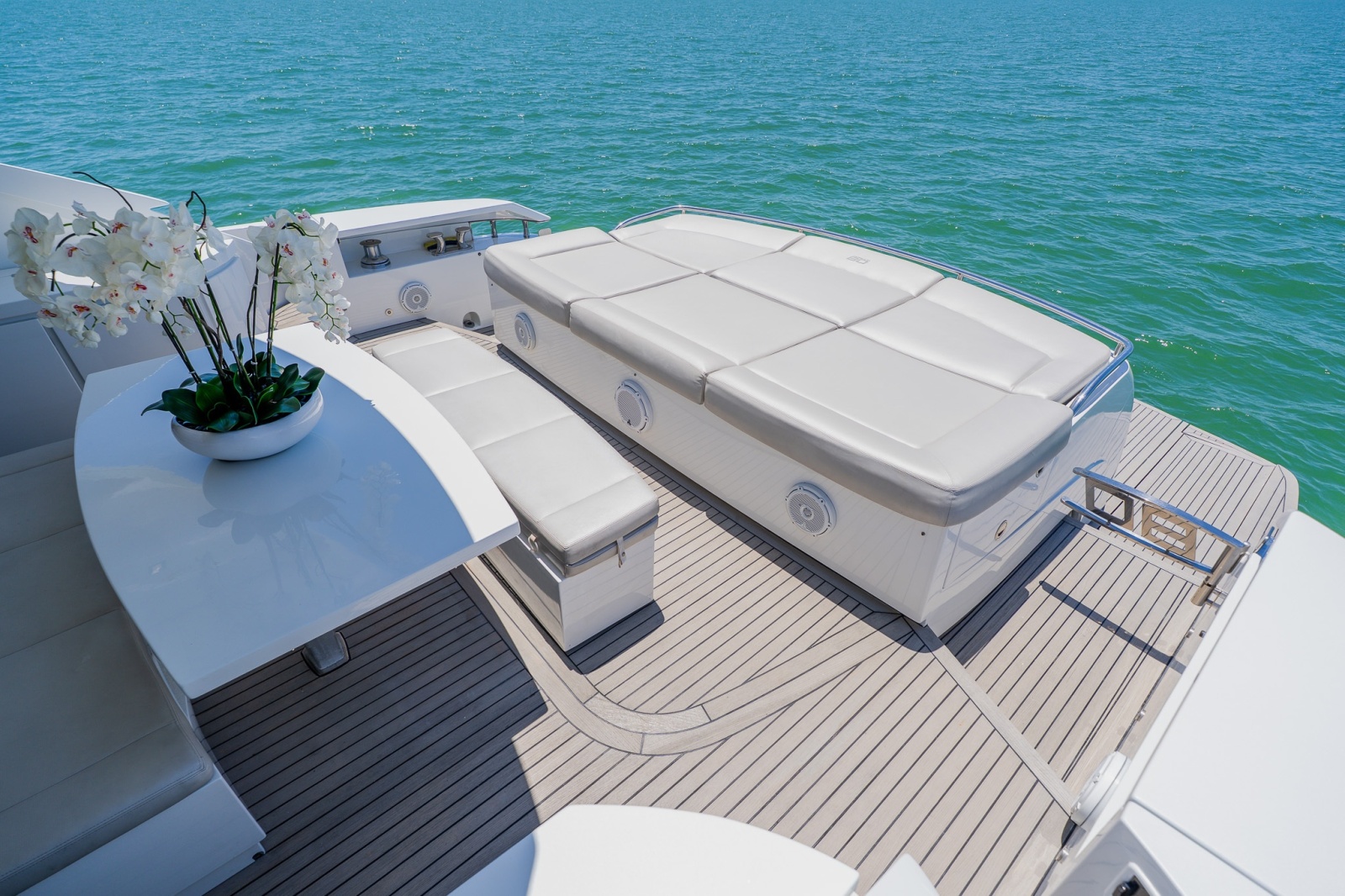 2010 Pershing 80