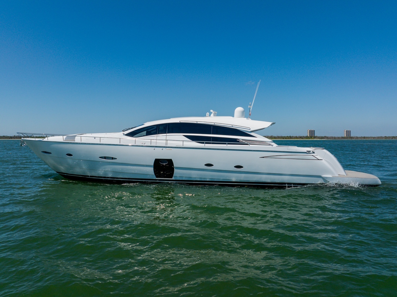 HAWK 80ft Pershing Yacht For Sale
