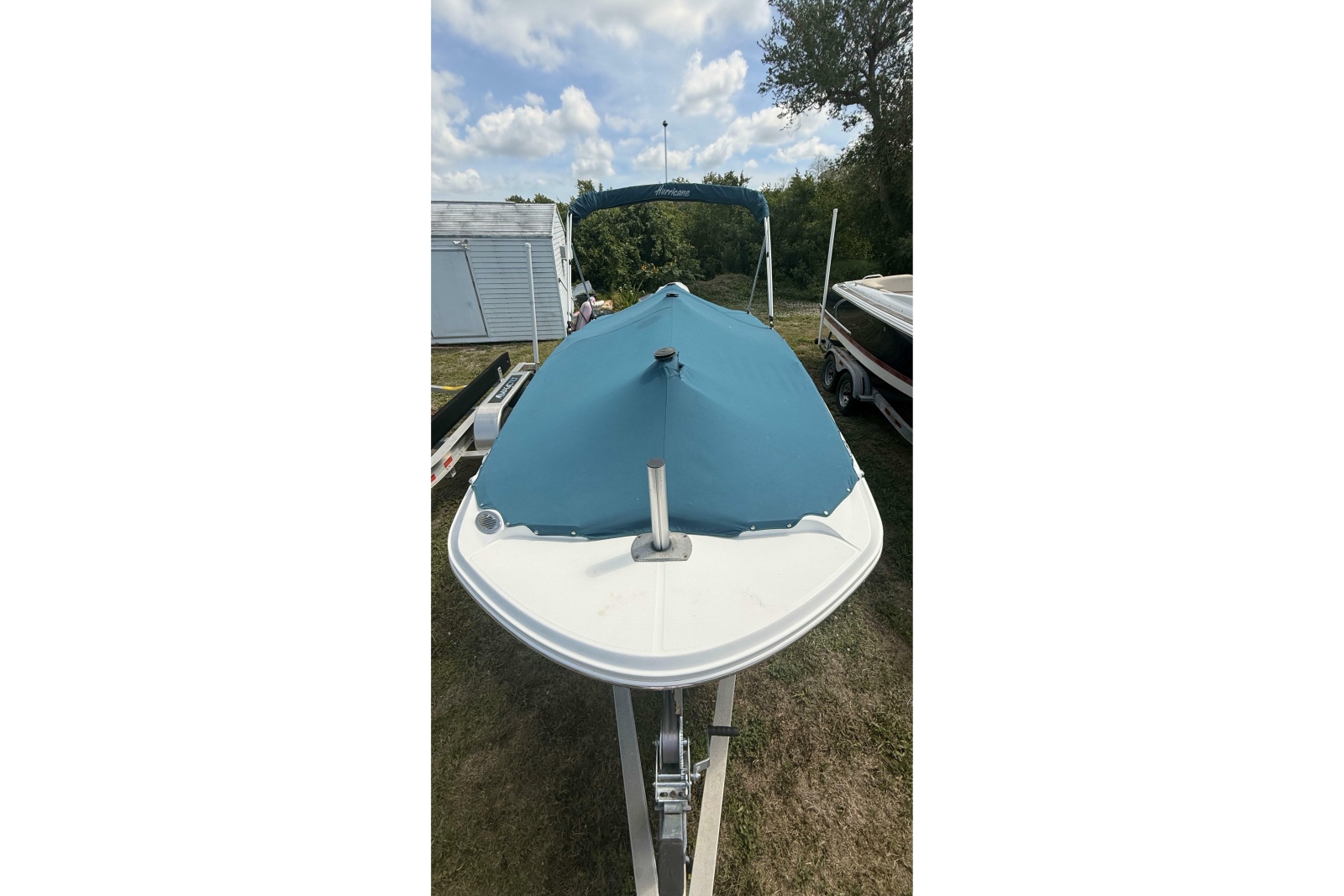 2020 Hurricane SunDeck Sport 185 OB