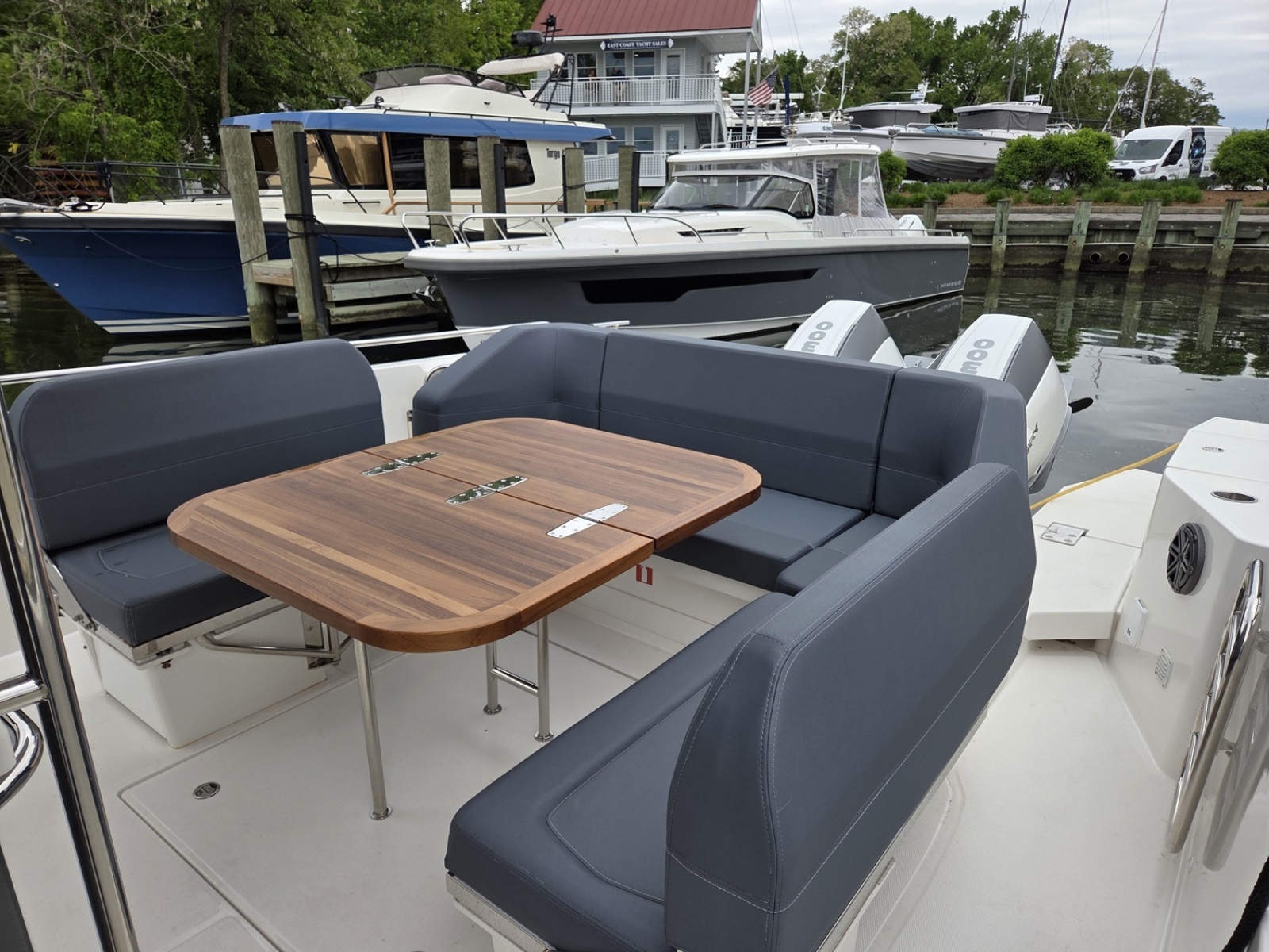 40ft Nimbus Yacht For Sale