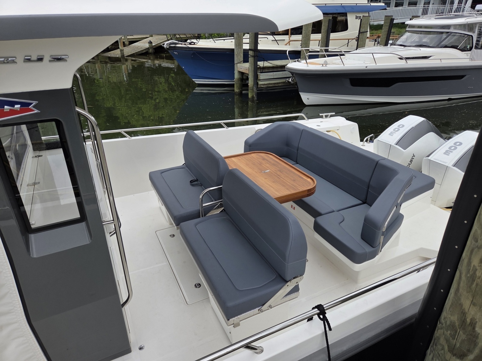 40ft Nimbus Yacht For Sale