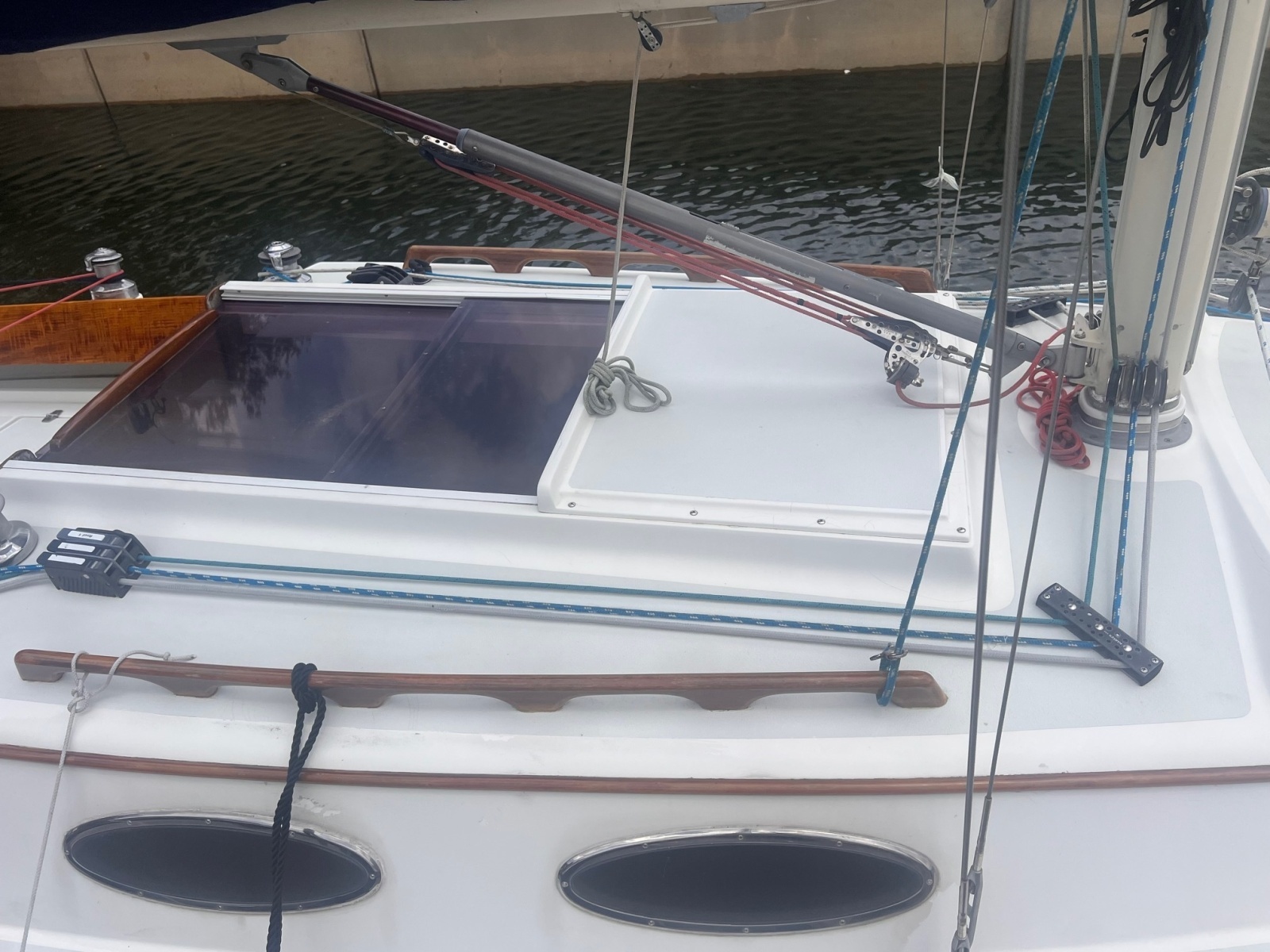 1998 Alerion Express