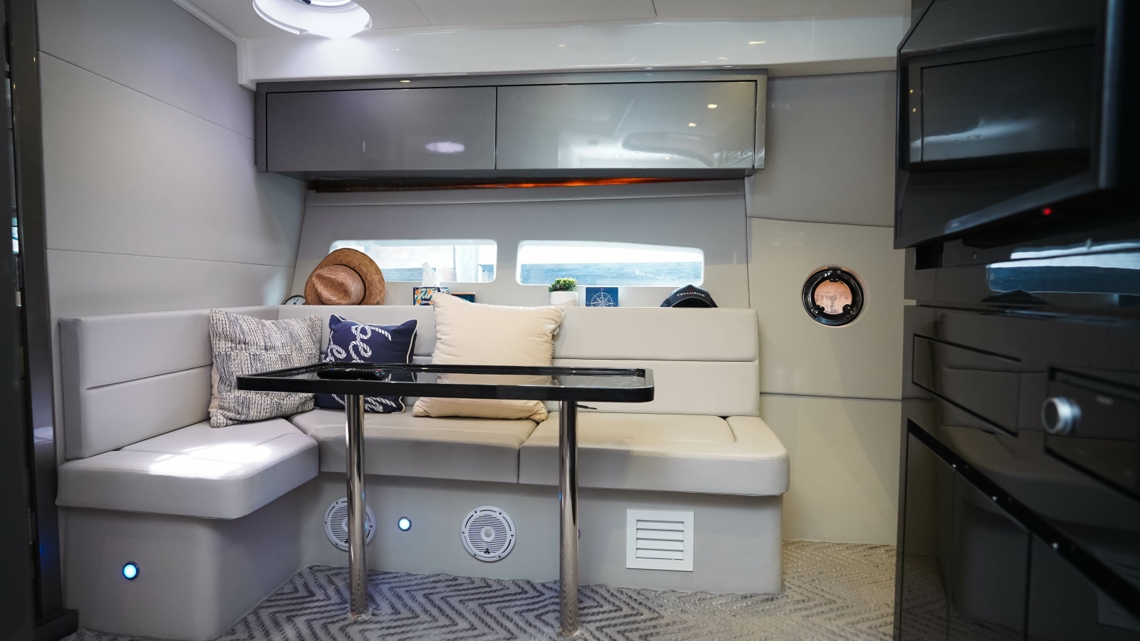 40ft Schaefer Yacht For Sale