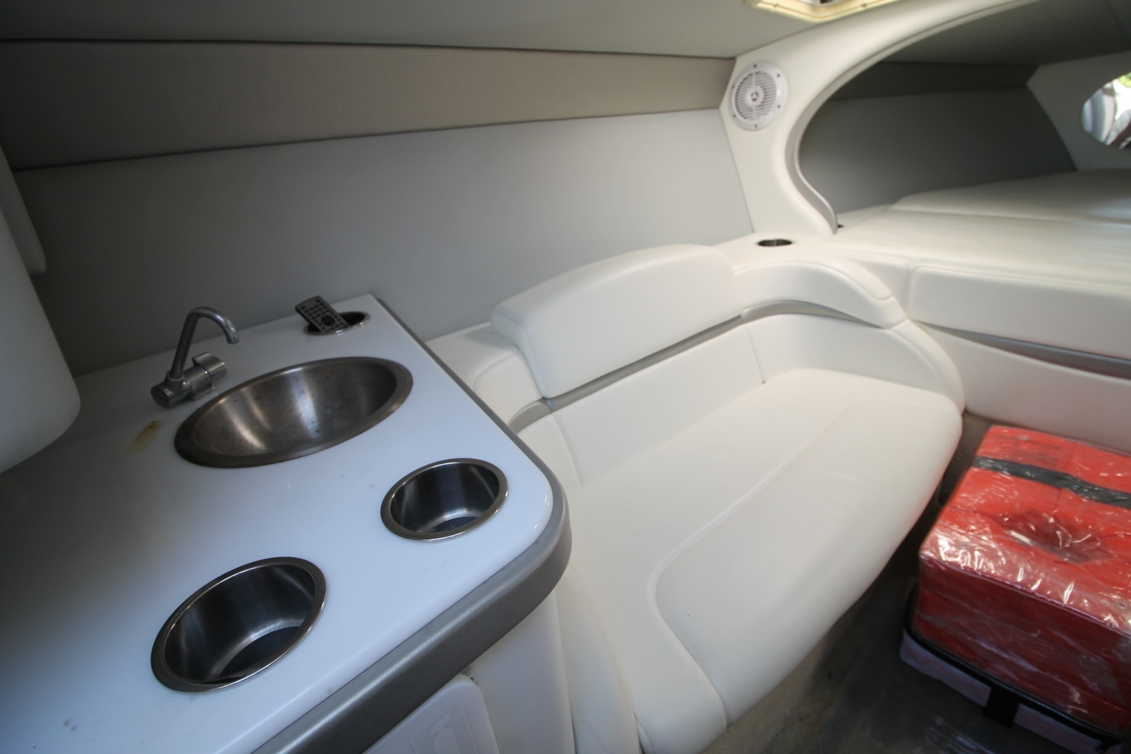 29ft Formula Yacht For Sale