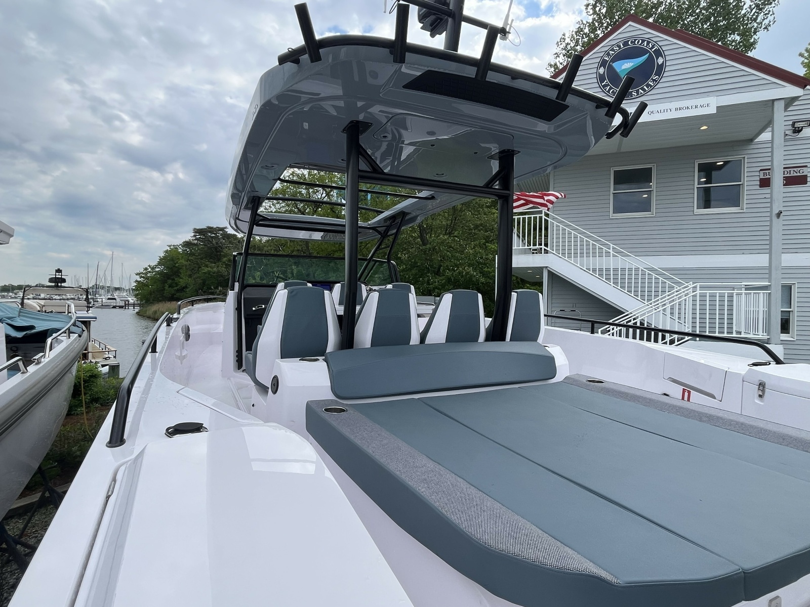 AGE PROOF 37ft Axopar Yacht For Sale