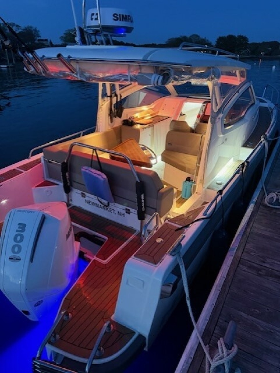 30ft Nimbus Yacht For Sale