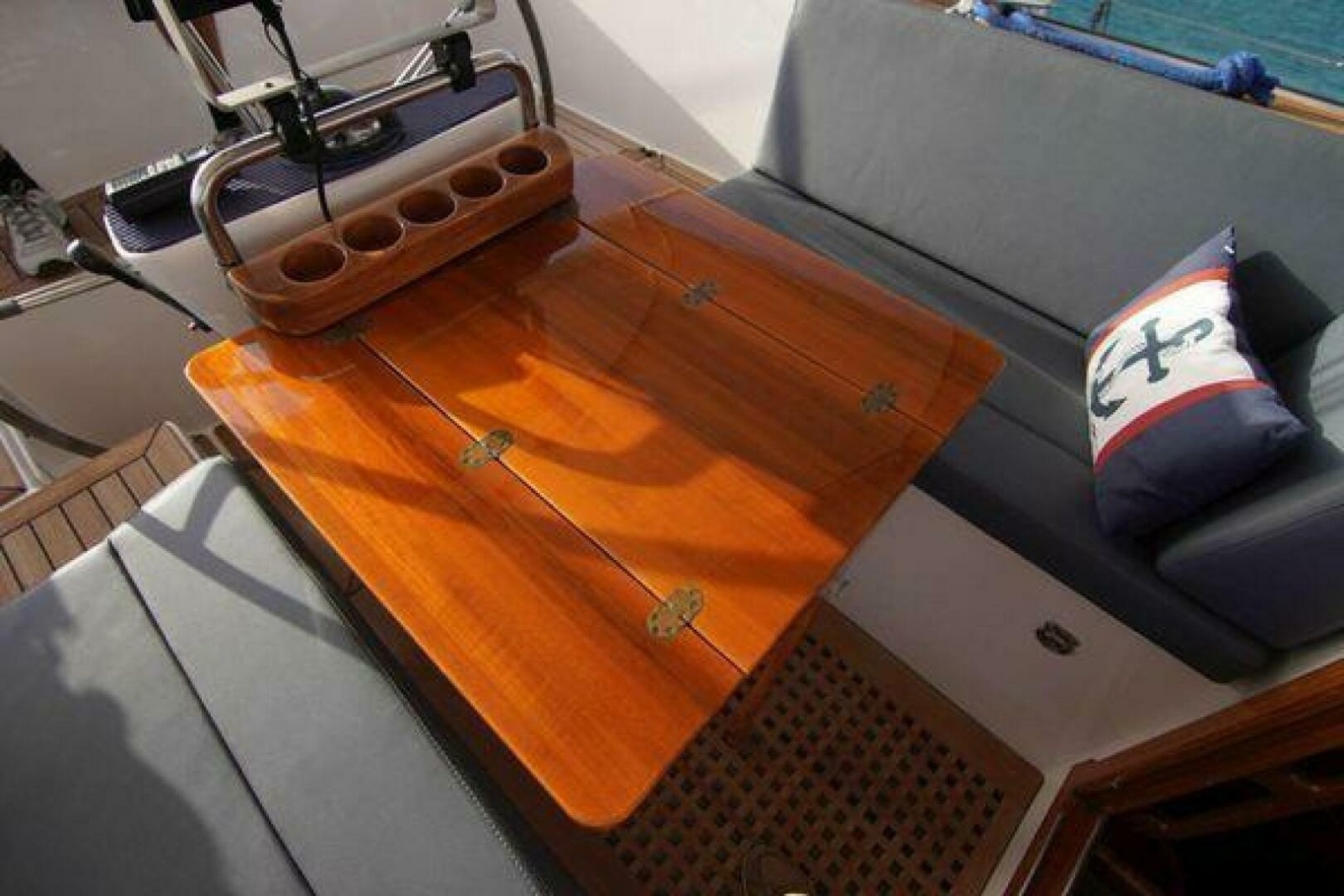 2002 Hallberg-Rassy 53