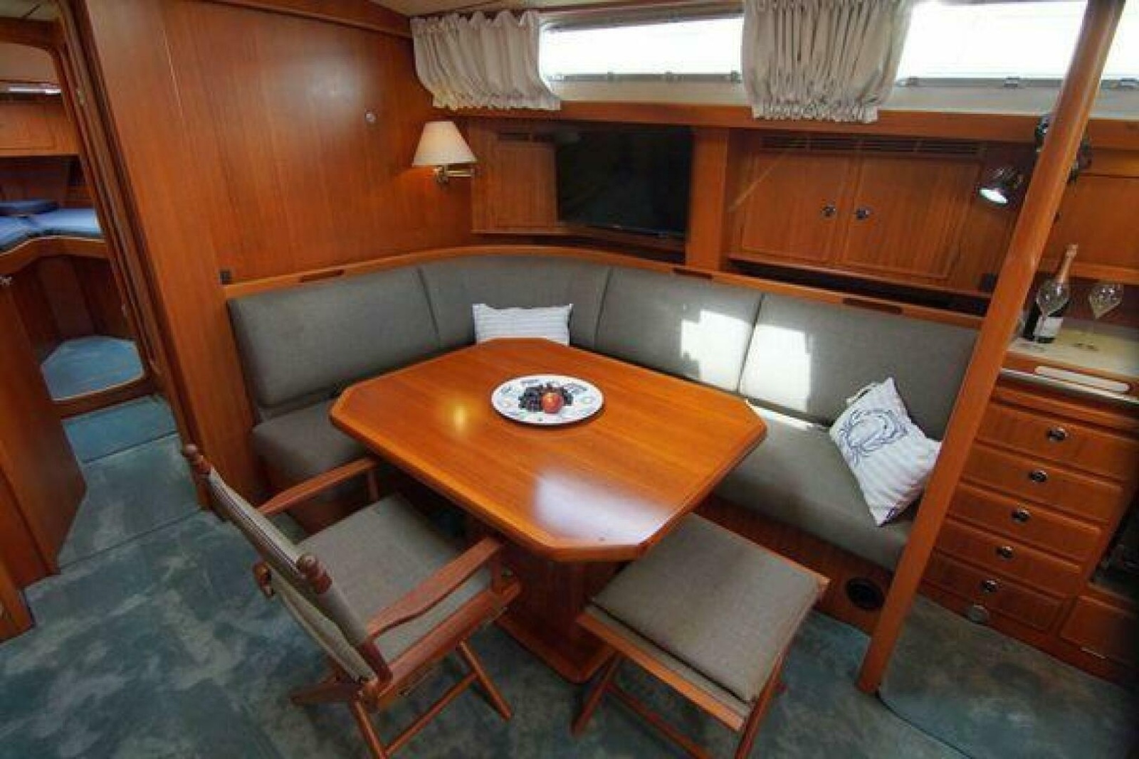 2002 Hallberg-Rassy 53