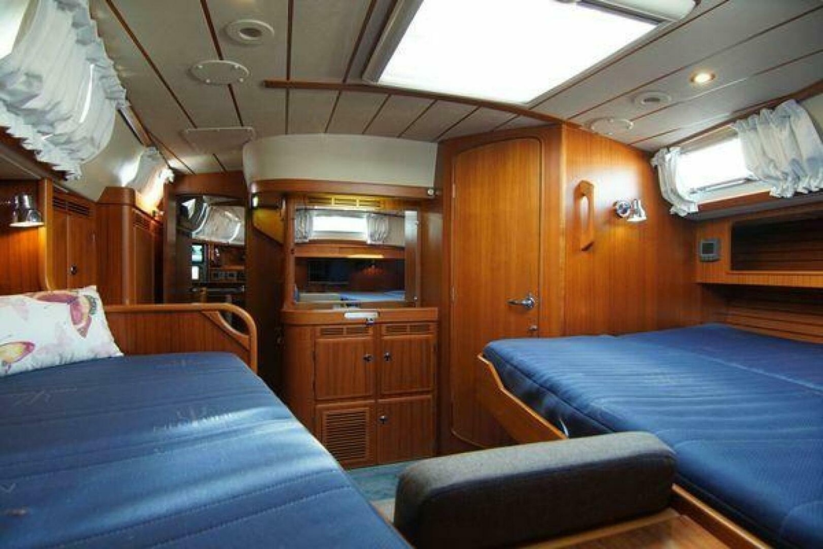2002 Hallberg-Rassy 53