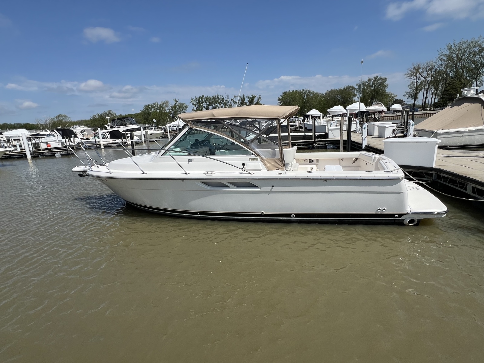 2000 Tiara Yachts 29 Coronet