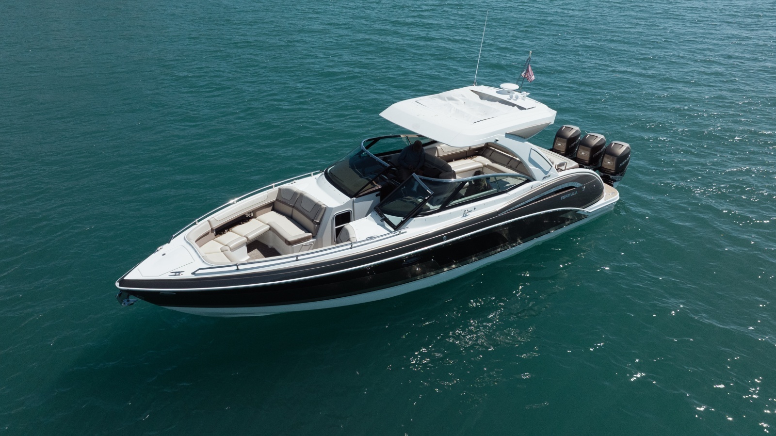 2018 Formula 350 Crossover Bowrider