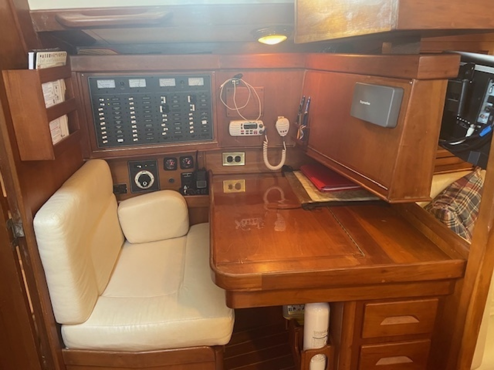 Thistle 37ft Tartan Yacht For Sale