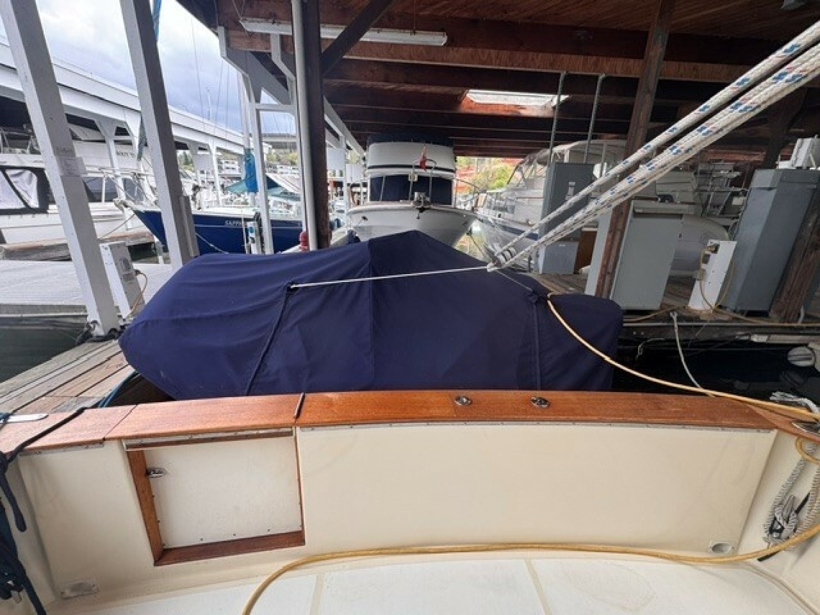 LOVE IS 44ft Chris Craft Yacht For Sale