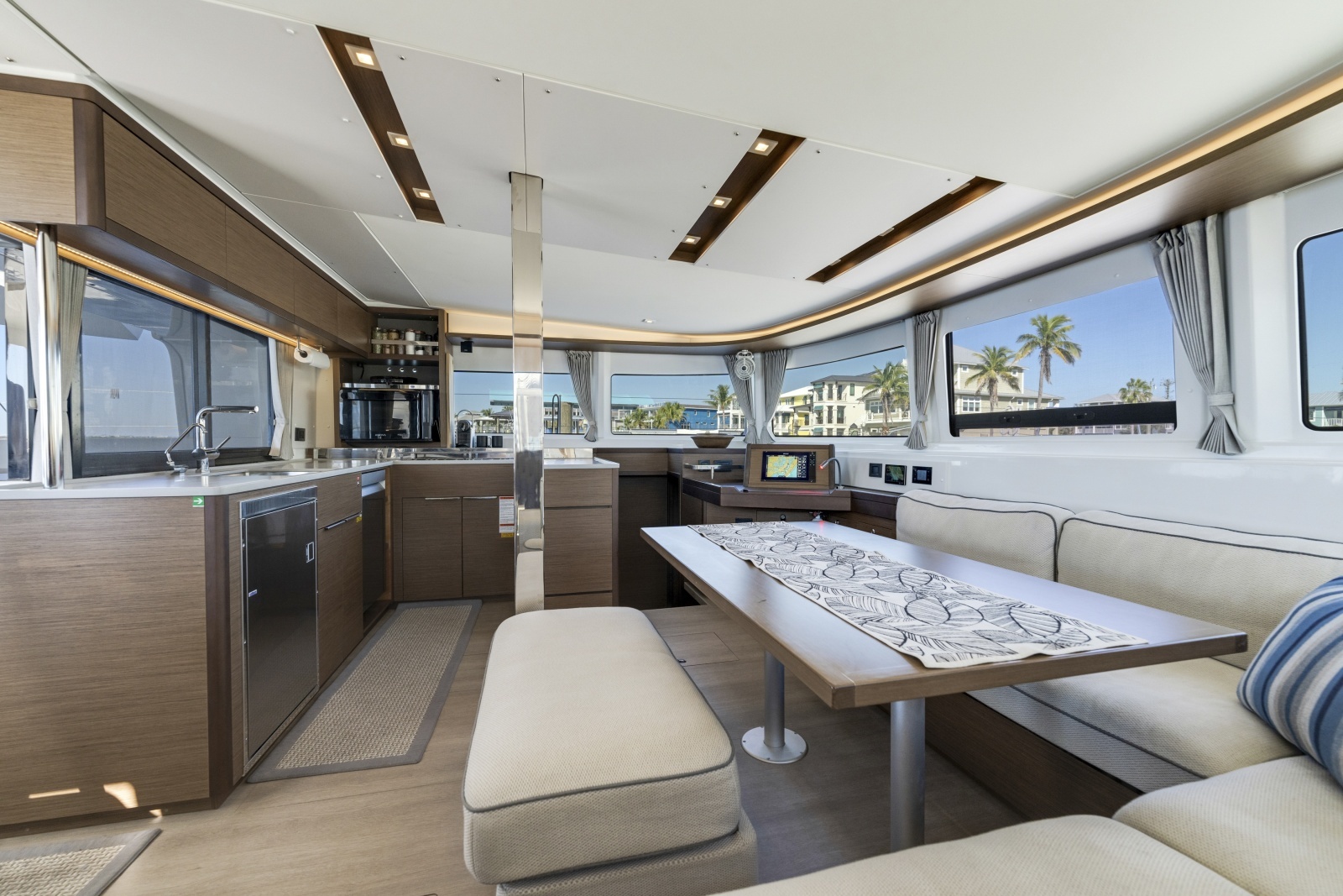 Crazy Idea 46ft Lagoon Yacht For Sale
