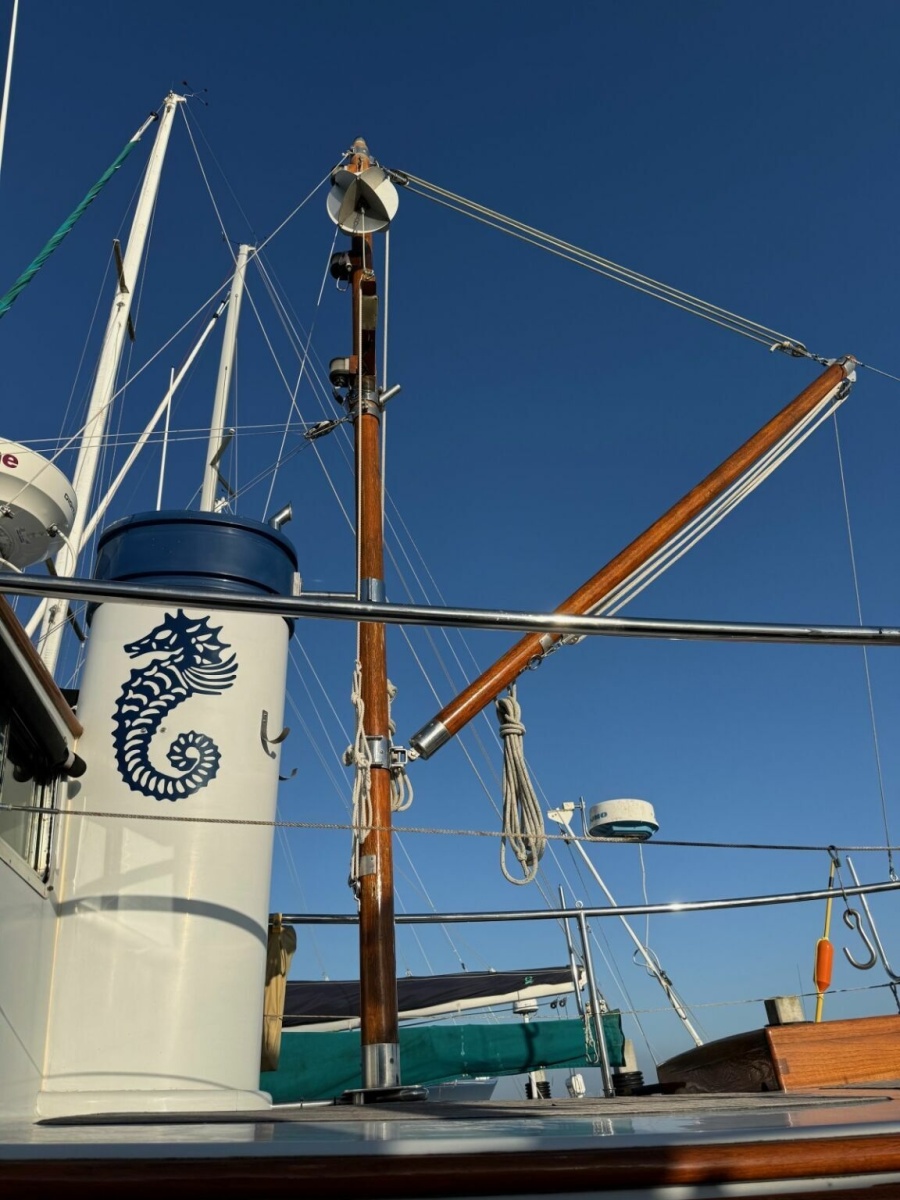 1987 Lord Nelson Victory Tug