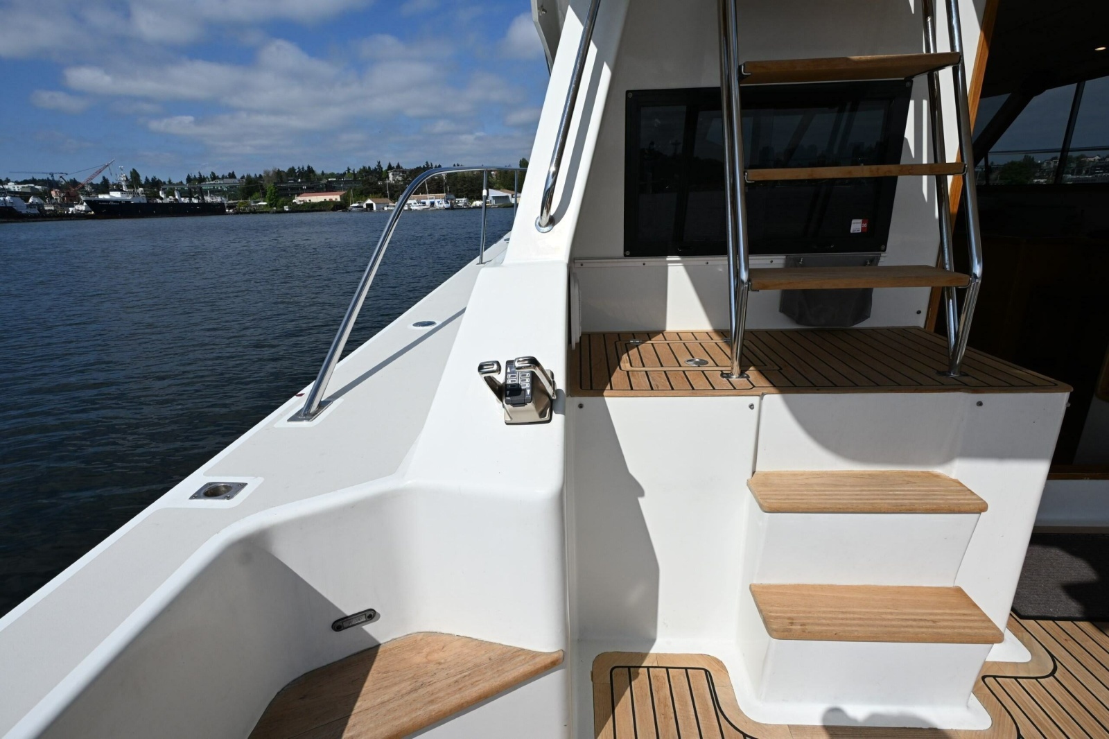 Fast Forward 41ft Powercat Yacht For Sale