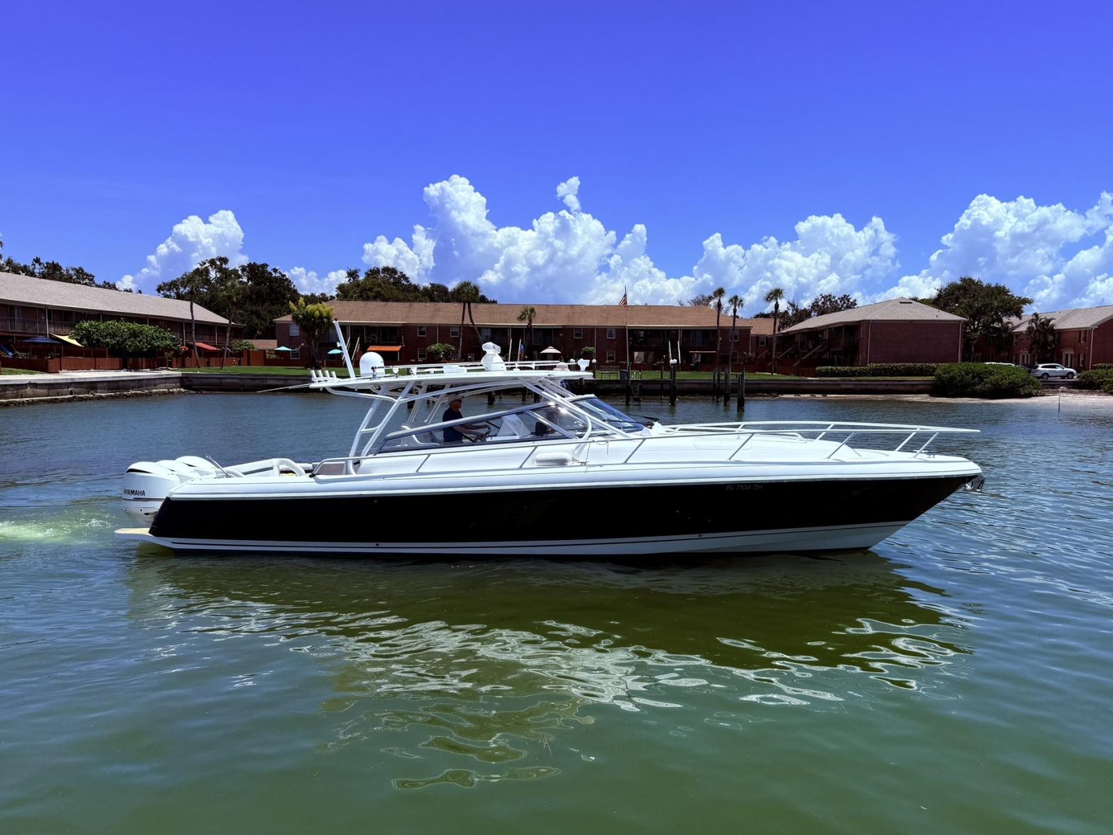 43ft Intrepid Yacht For Sale