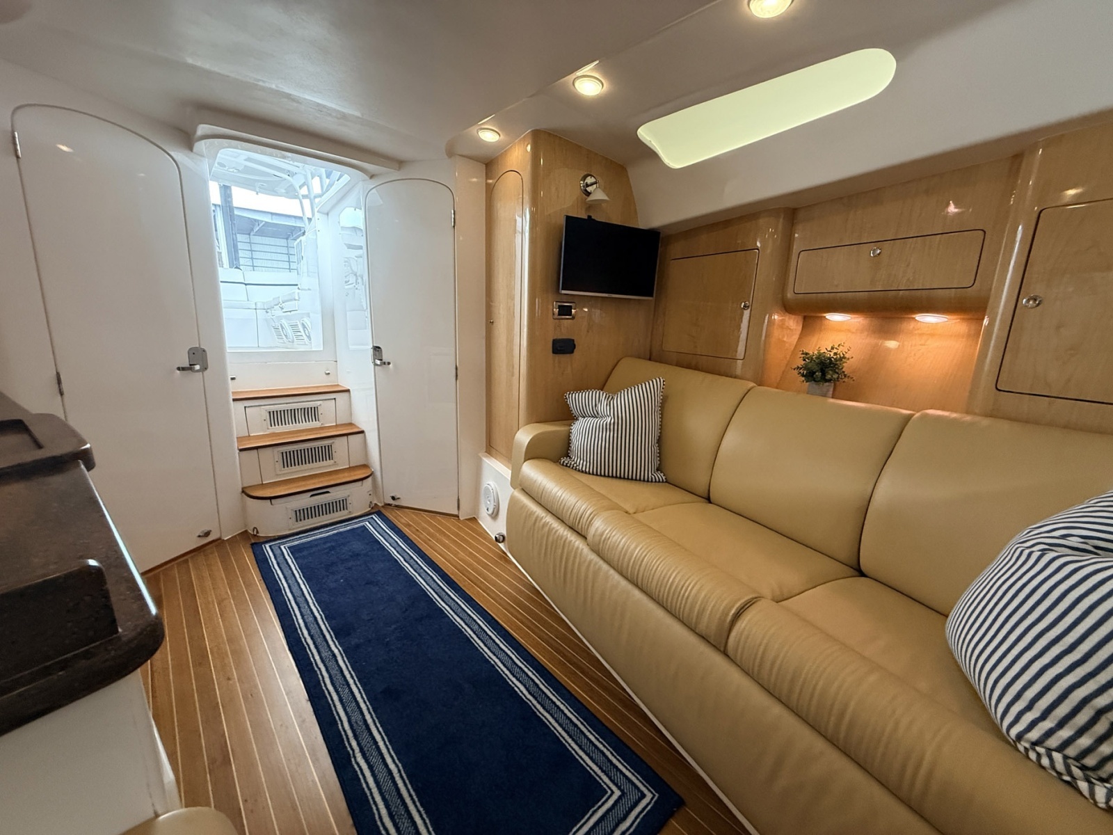 43ft Intrepid Yacht For Sale