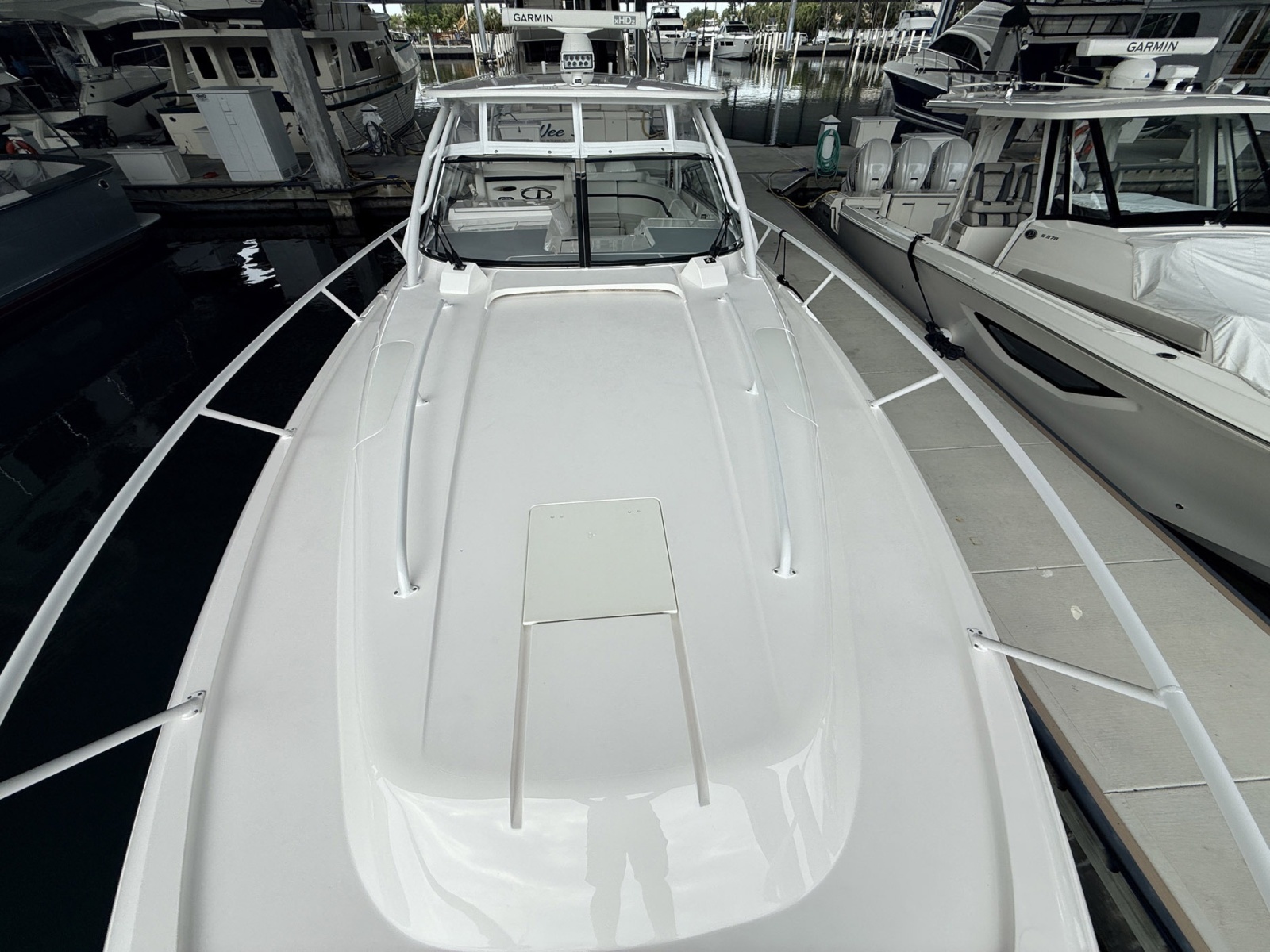 43ft Intrepid Yacht For Sale