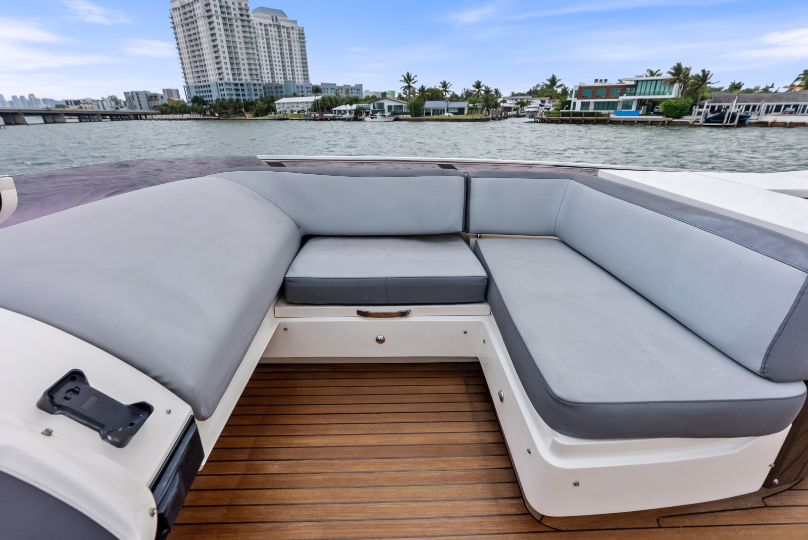2014 Princess S72