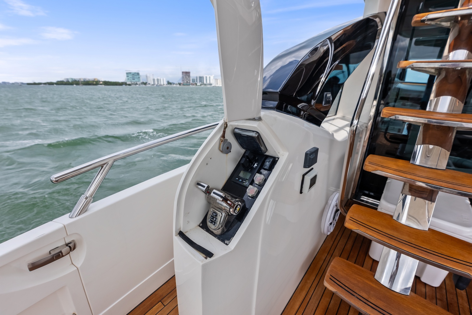 2014 Princess S72