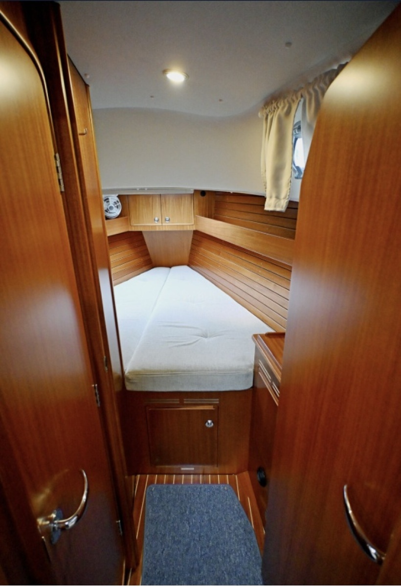 31ft Hallberg Rassy Yacht For Sale