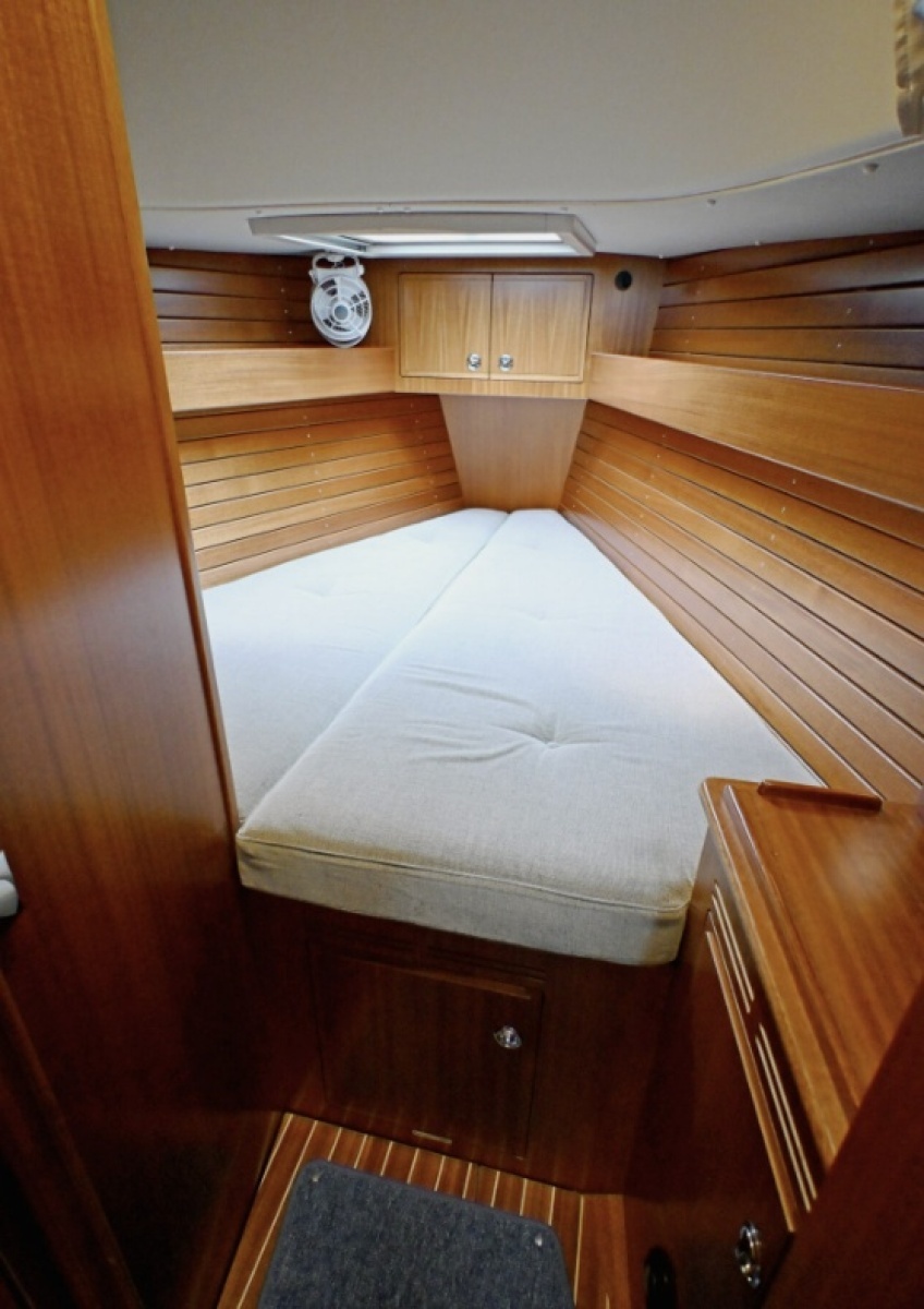 31ft Hallberg Rassy Yacht For Sale