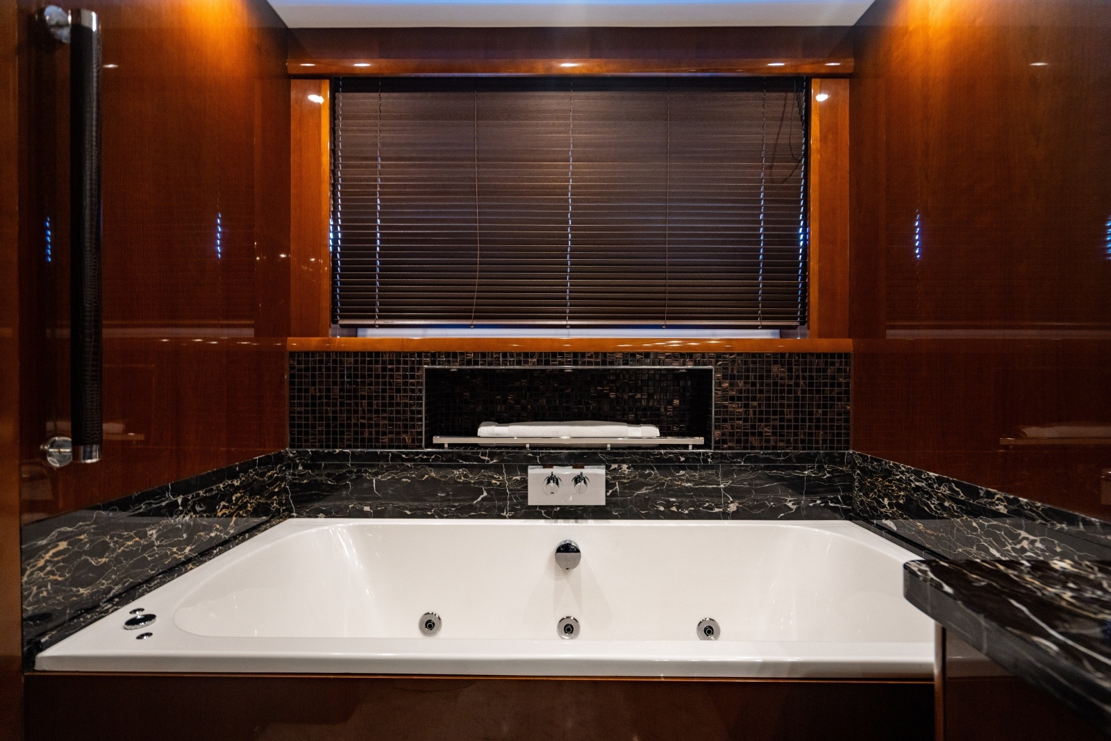 2010 Princess 95 M/Y
