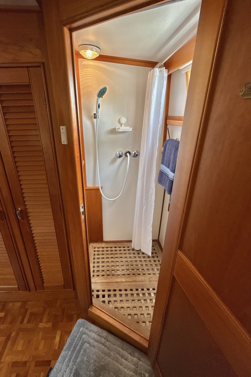 Aft Shower