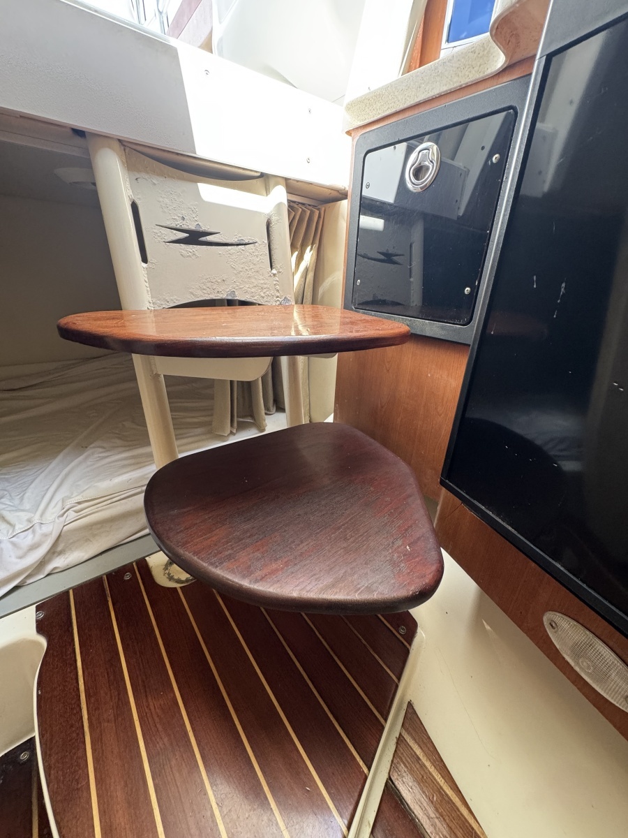 33ft Hydra Sports Yacht For Sale