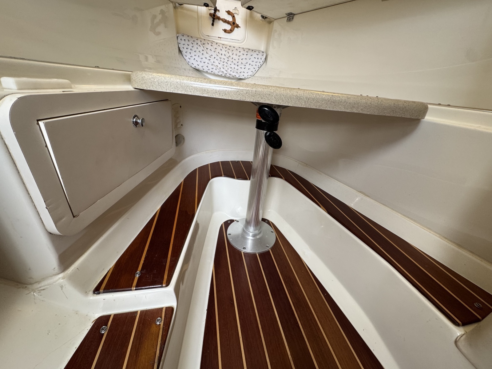 33ft Hydra Sports Yacht For Sale