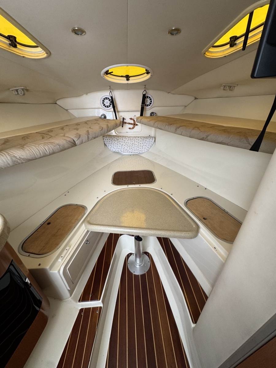33ft Hydra Sports Yacht For Sale