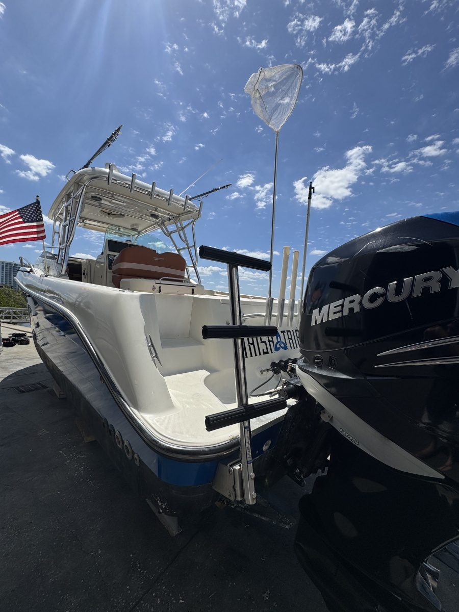 33ft Hydra Sports Yacht For Sale