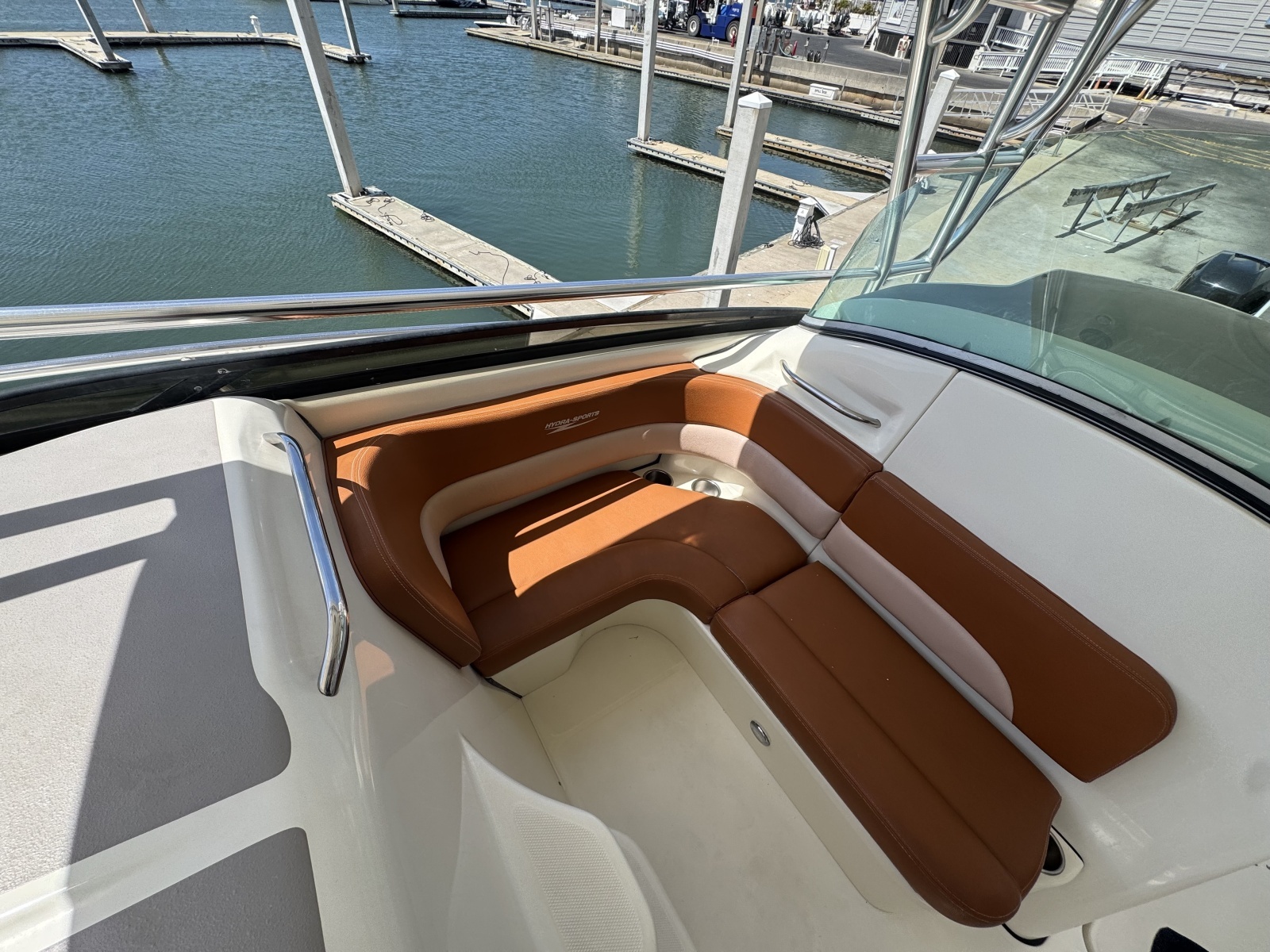 33ft Hydra Sports Yacht For Sale
