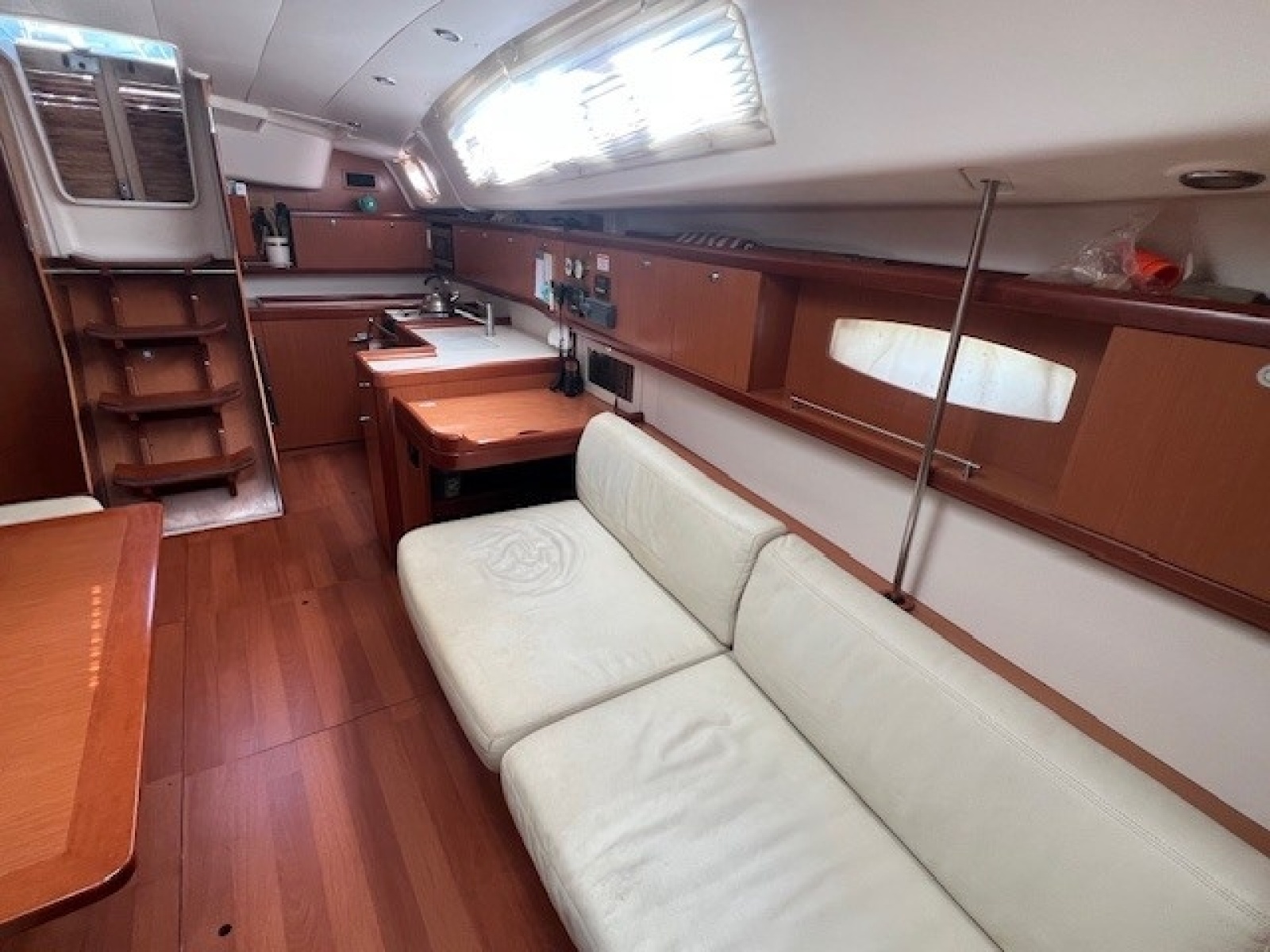2009 Beneteau Oceanis 43