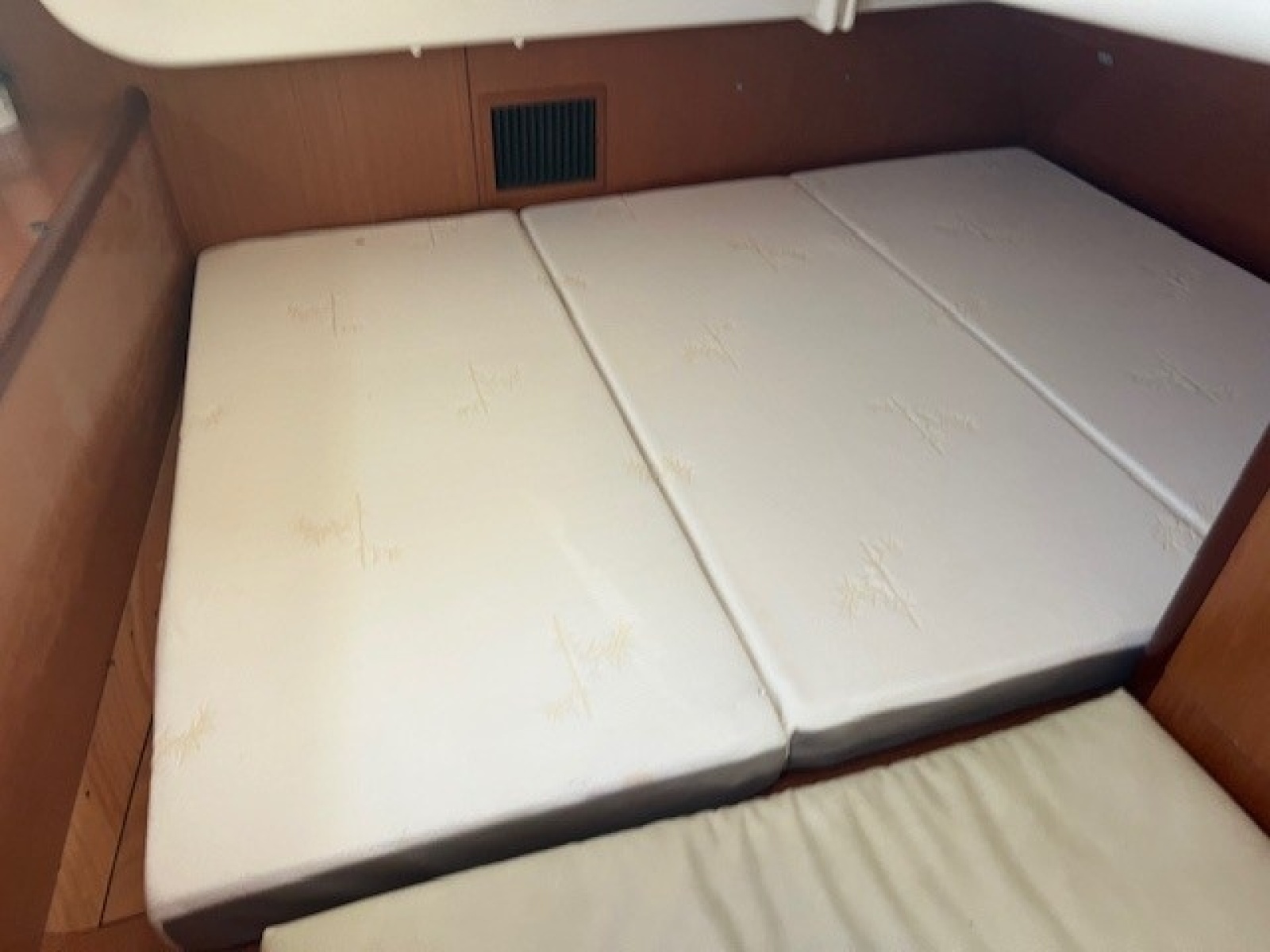 2009 Beneteau Oceanis 43