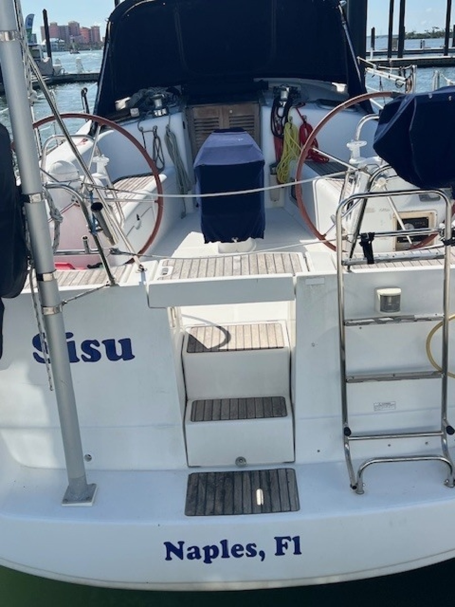 2009 Beneteau Oceanis 43