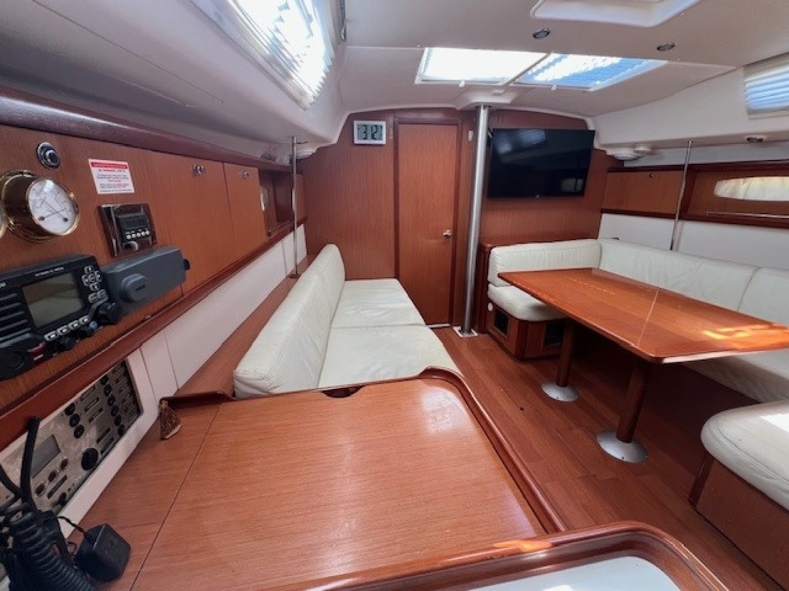 2009 Beneteau Oceanis 43