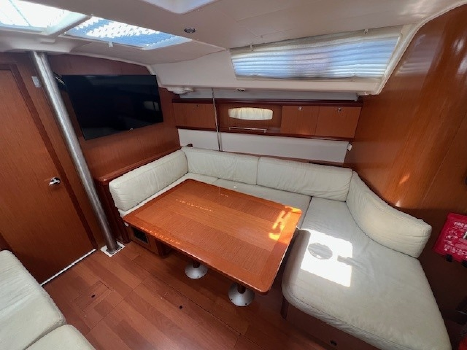 2009 Beneteau Oceanis 43