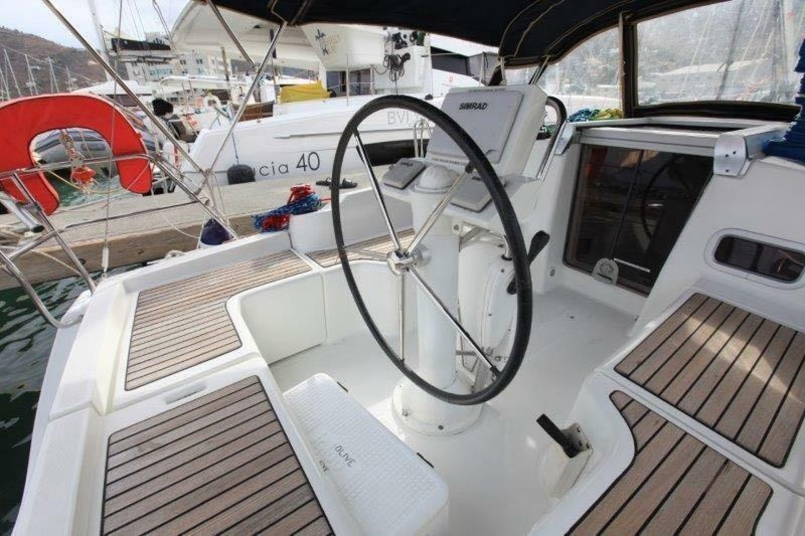 2013 Beneteau Oceanis 31