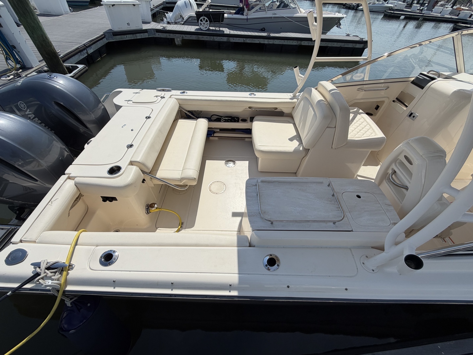 27ft Grady White Yacht For Sale
