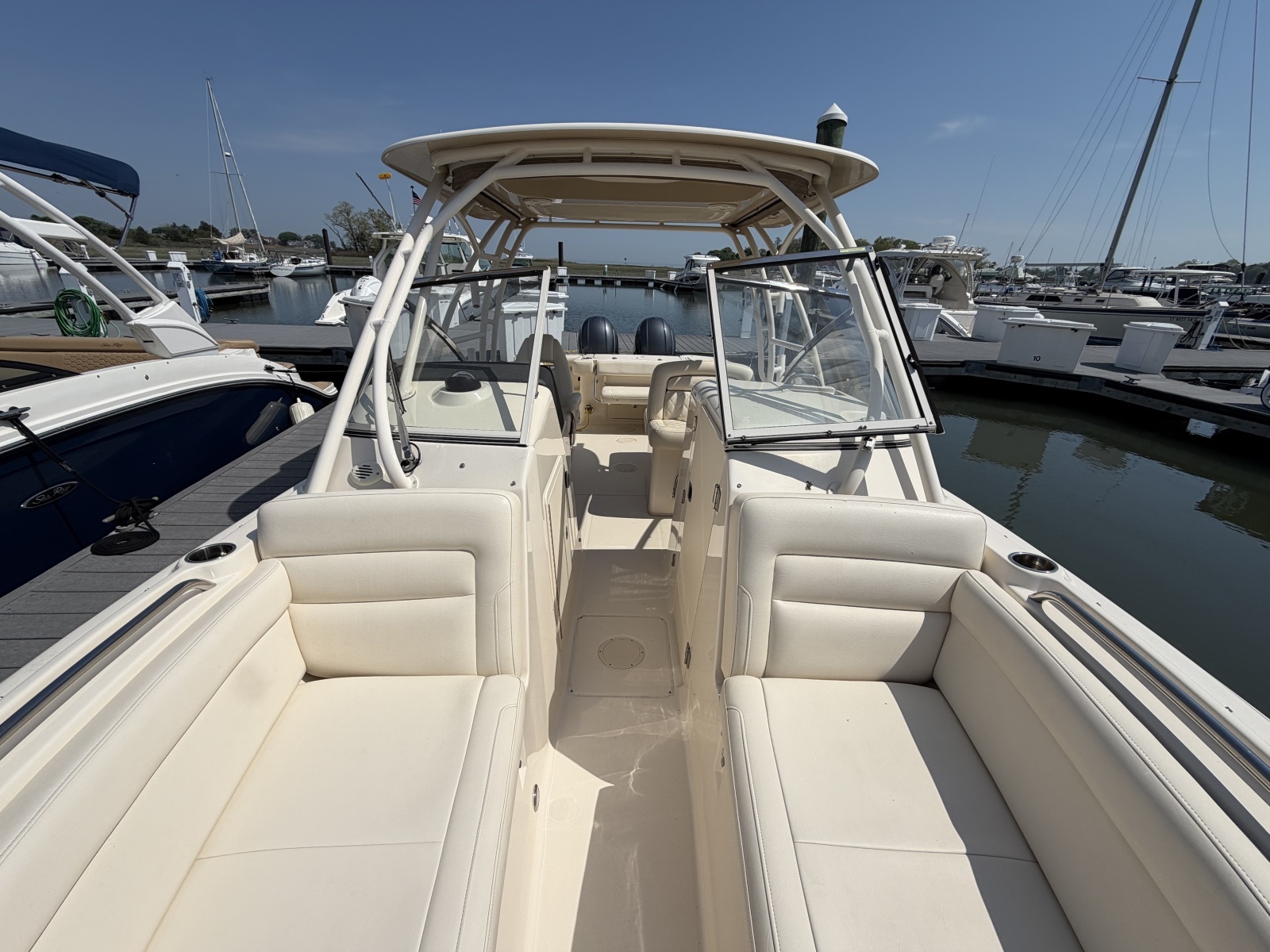 27ft Grady White Yacht For Sale