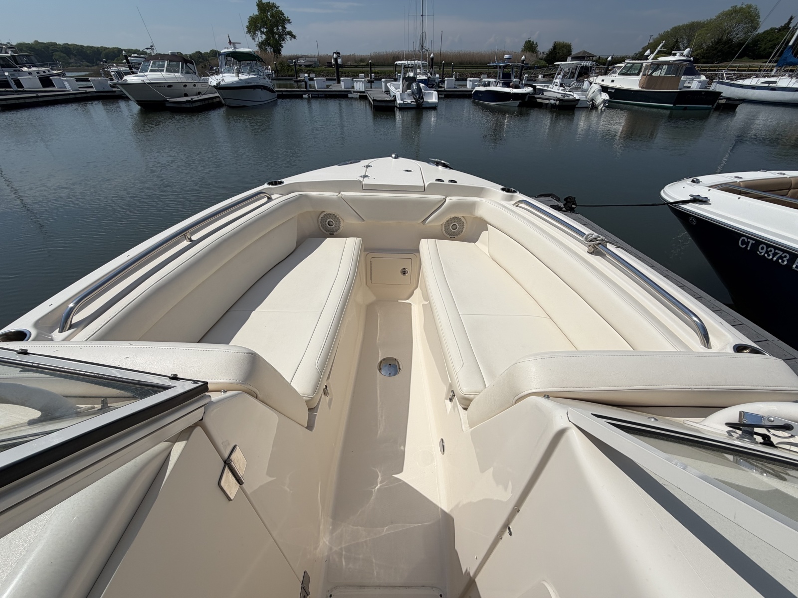 27ft Grady White Yacht For Sale