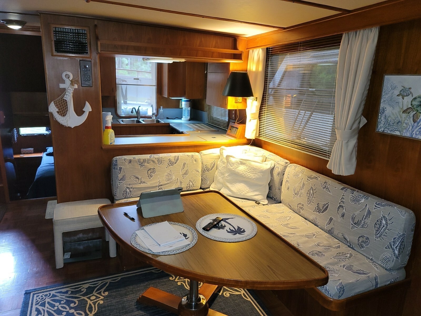 1990 DeFever Offshore Cruiser