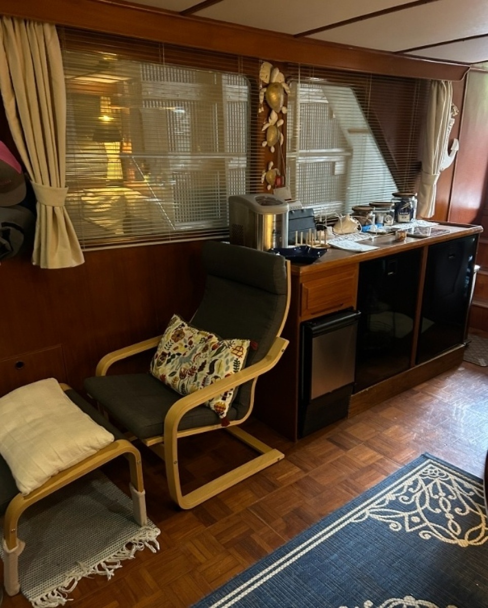 1990 DeFever Offshore Cruiser