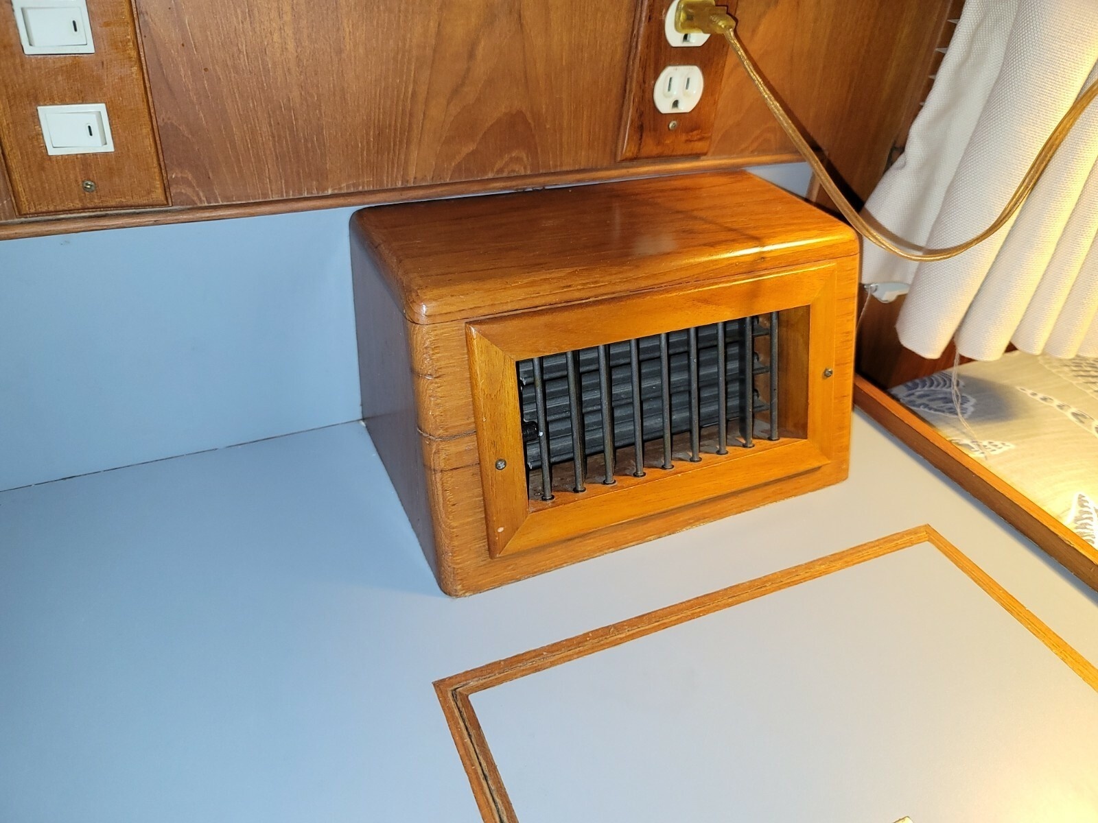 1990 DeFever Offshore Cruiser