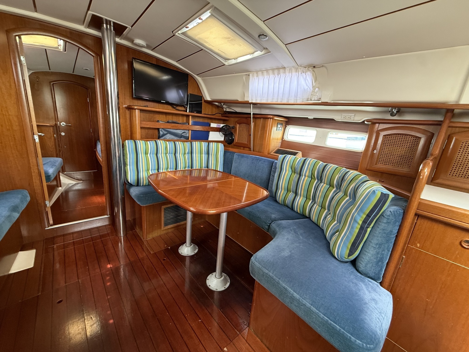 1998 Beneteau 411