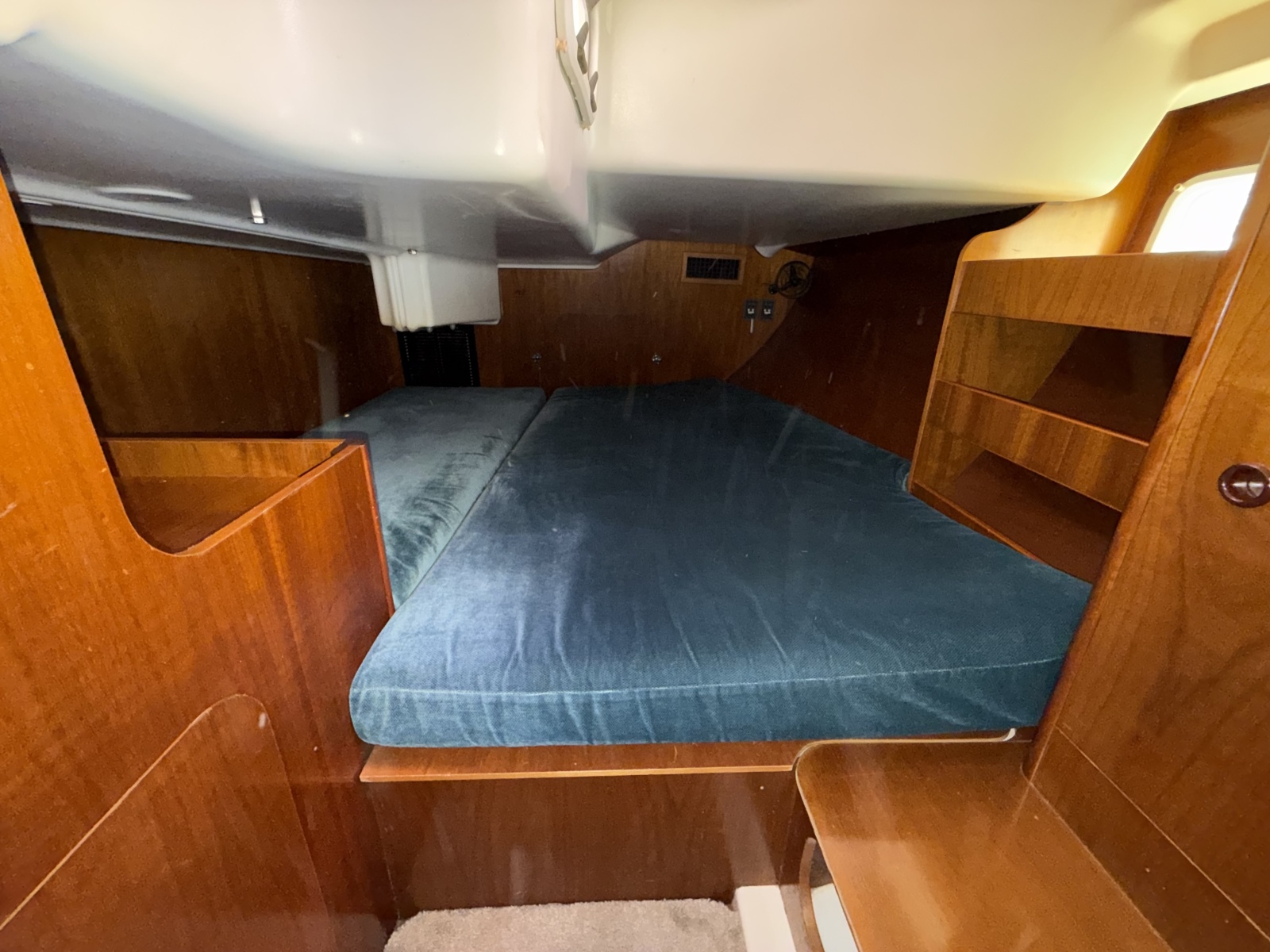 1998 Beneteau 411