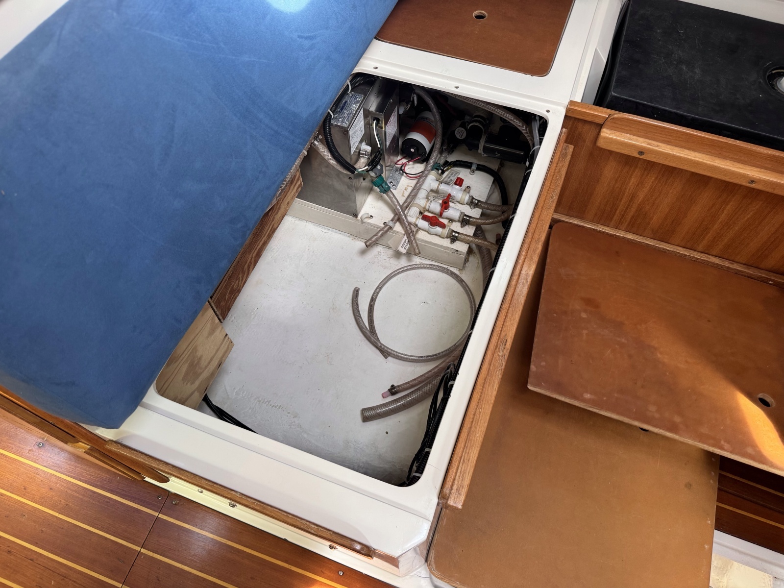 Cathersis 36ft Catalina Yacht For Sale